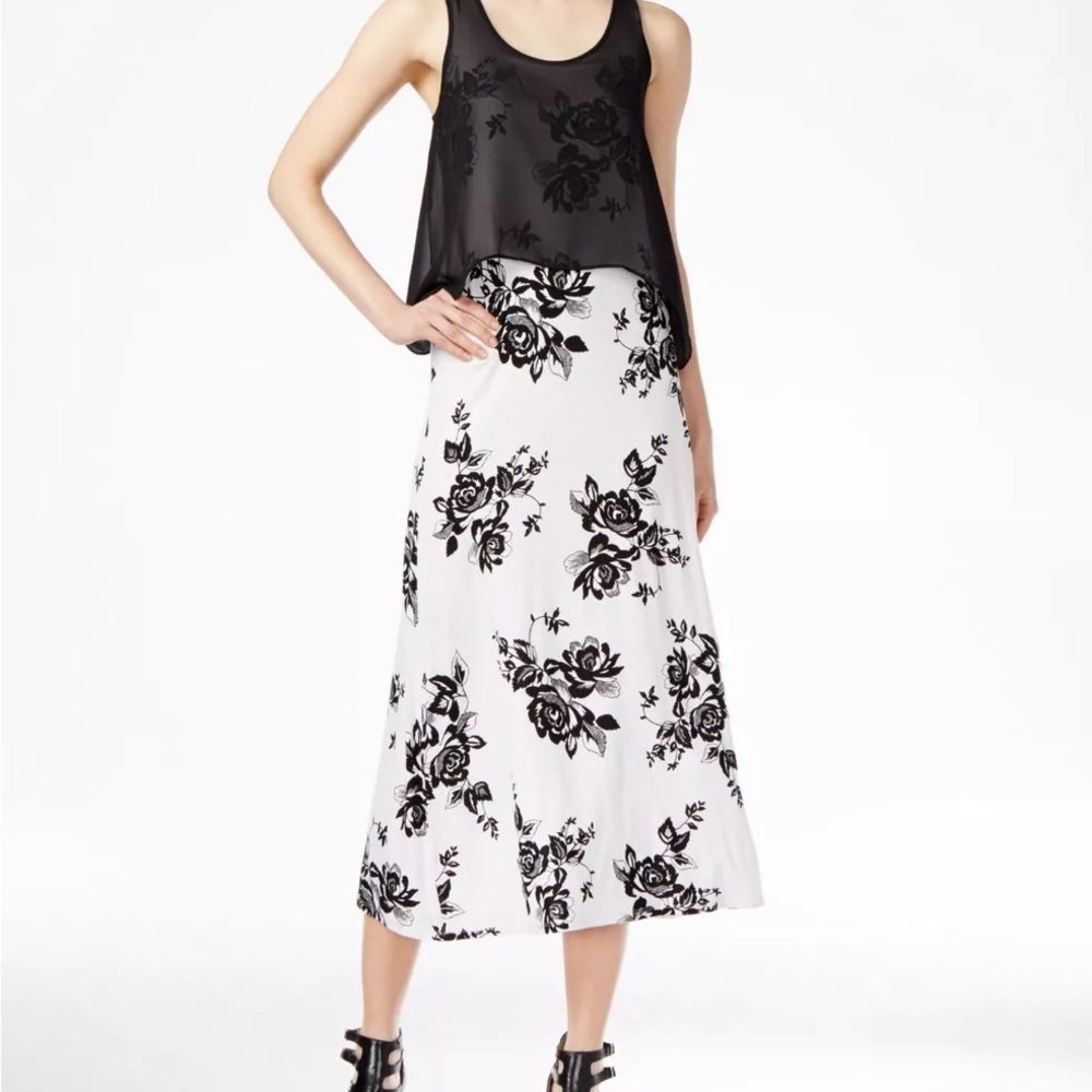 kensie Floral Popover Maxi Dress Black and White Size Small